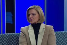 Liz Mathis, Kevin Jackson